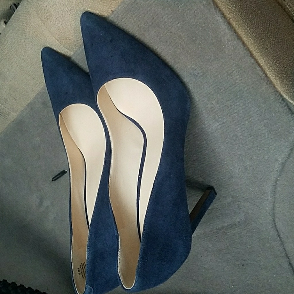 Nine West Blue Suede Pumps